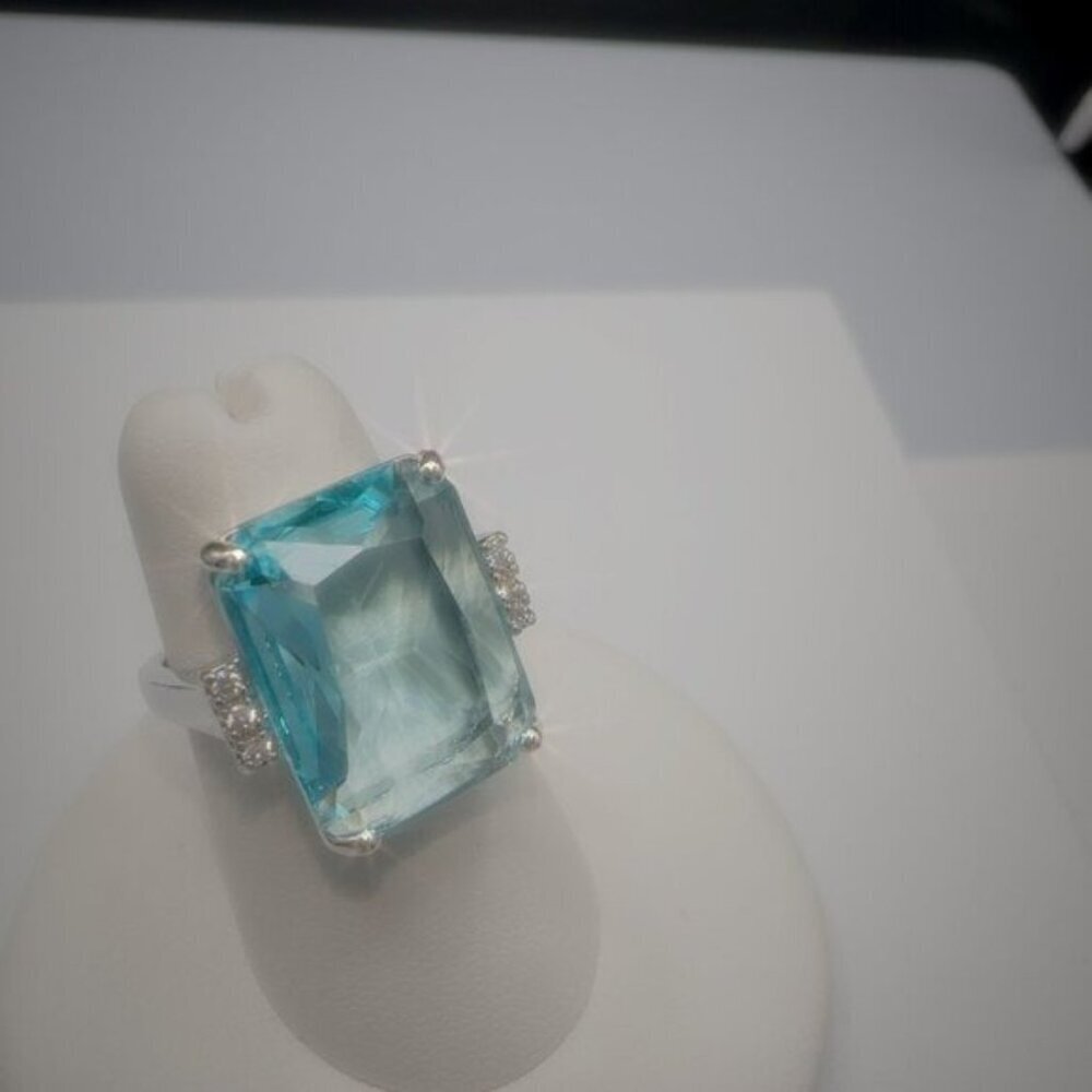 Aquamarine CZ Cocktail Ring With Silver Tone Brass Band Size 5 - Picture 4 of 11
